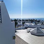Sami Vista Al Mar Y Piscina Apartment